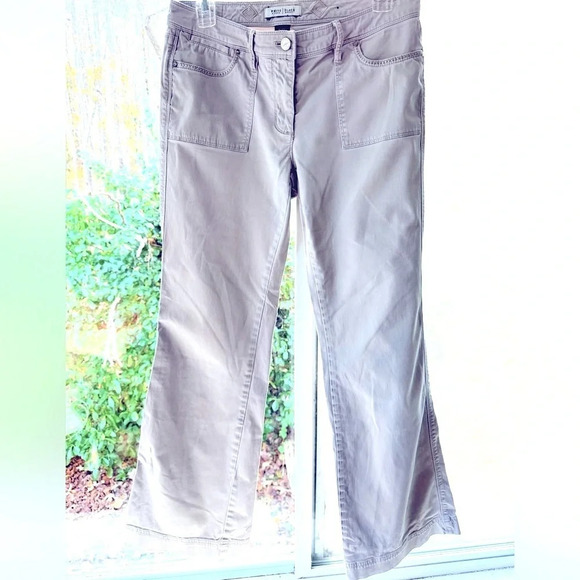 White House Black Market Blanc 6 flared leg jeans khaki color w/detailing . - Picture 1 of 13